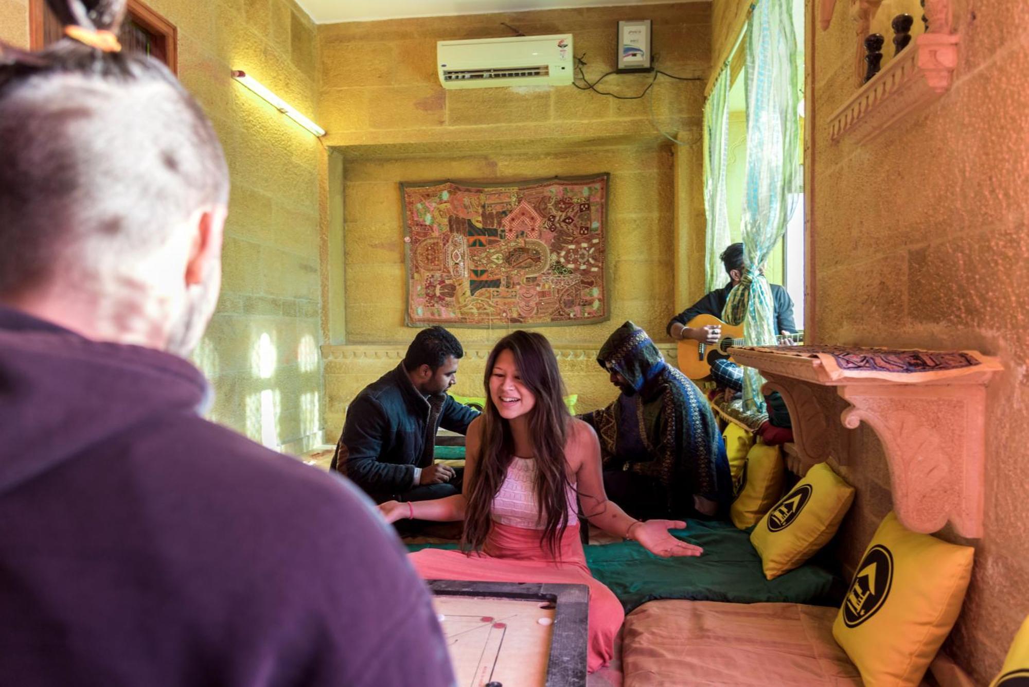 The Hosteller 斋沙默尔 外观 照片